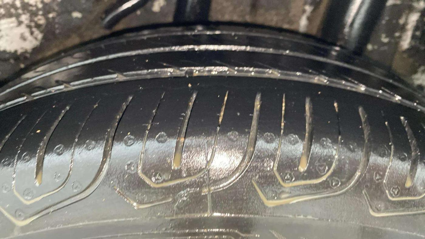 2018 Honda Brio VX AT, Petrol, Automatic, 63,183 km, Left Rear Tyre Tread