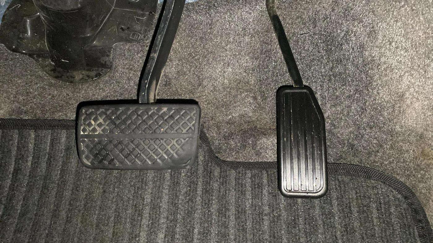 2018 Honda Brio VX AT, Petrol, Automatic, 63,183 km, Pedals