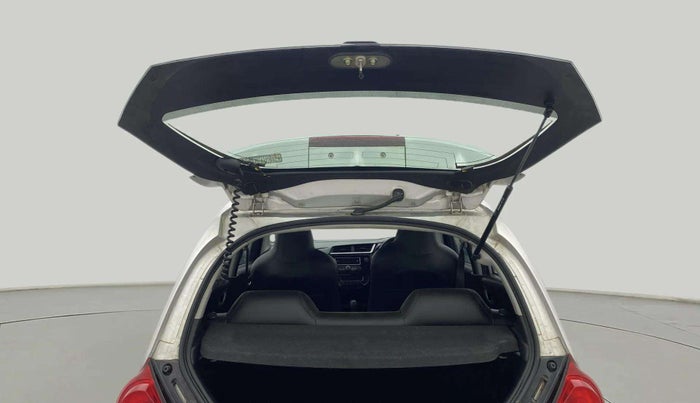 2018 Honda Brio VX AT, Petrol, Automatic, 62,945 km, Boot Door Open