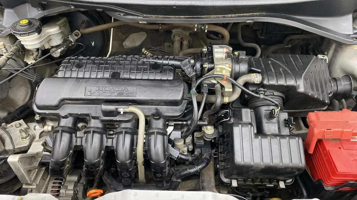 2018 Honda Brio VX AT, Petrol, Automatic, 63,183 km, Engine View