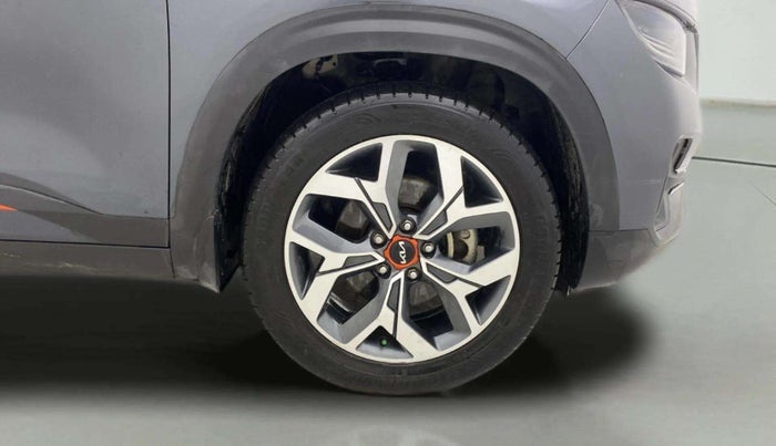2022 KIA SELTOS X LINE 1.4 PETROL DCT, Petrol, Automatic, 43,382 km, Right Front Wheel