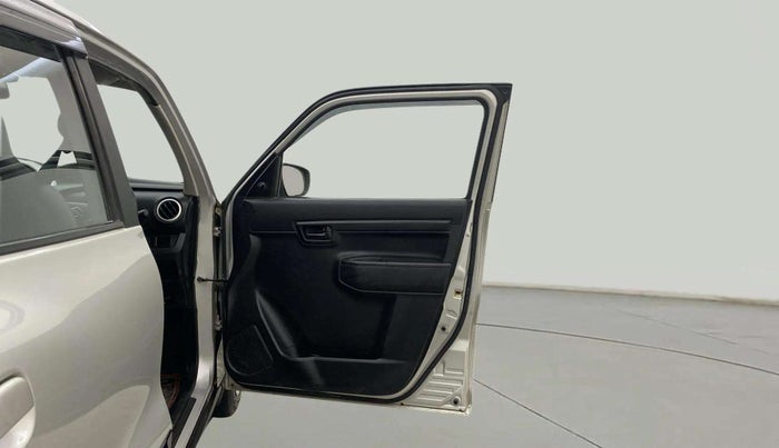 2021 Maruti S PRESSO VXI+, Petrol, Manual, 17,720 km, RHS Front Door