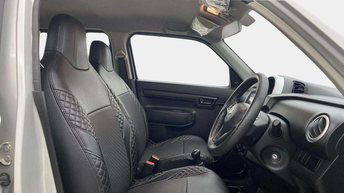 2021 Maruti S PRESSO VXI+, Petrol, Manual, 17,720 km, Right Side Front Door Cabin