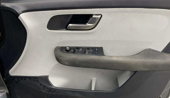 2021 Tata ALTROZ XZ PETROL, Petrol, Manual, 22,110 km, Driver Side Door Panels Control