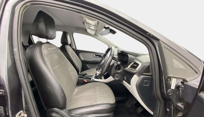 2021 Tata ALTROZ XZ PETROL, Petrol, Manual, 22,110 km, Right Side Front Door Cabin