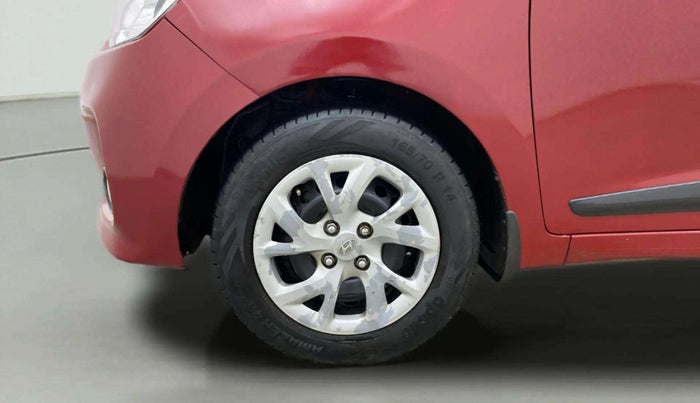 2017 Hyundai Grand i10 SPORTZ 1.2 KAPPA VTVT, Petrol, Manual, 1,02,386 km, Left Front Wheel