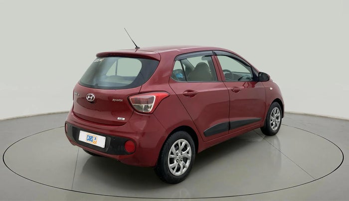 2017 Hyundai Grand i10 SPORTZ 1.2 KAPPA VTVT, Petrol, Manual, 1,02,386 km, Right Back Diagonal