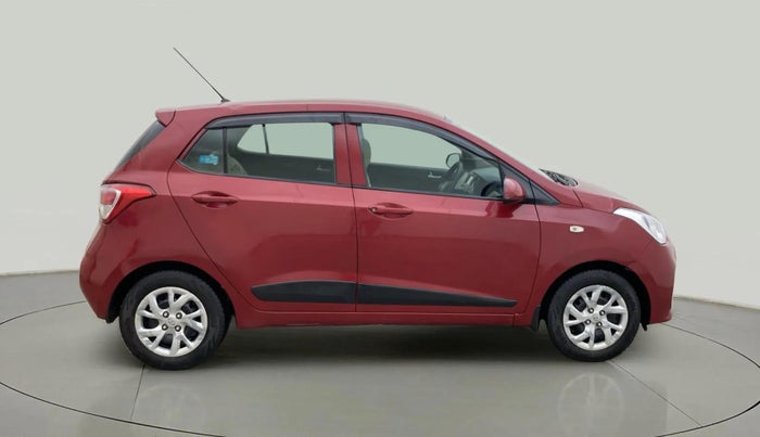 2017 Hyundai Grand i10 SPORTZ 1.2 KAPPA VTVT, Petrol, Manual, 1,02,386 km, Right Side View