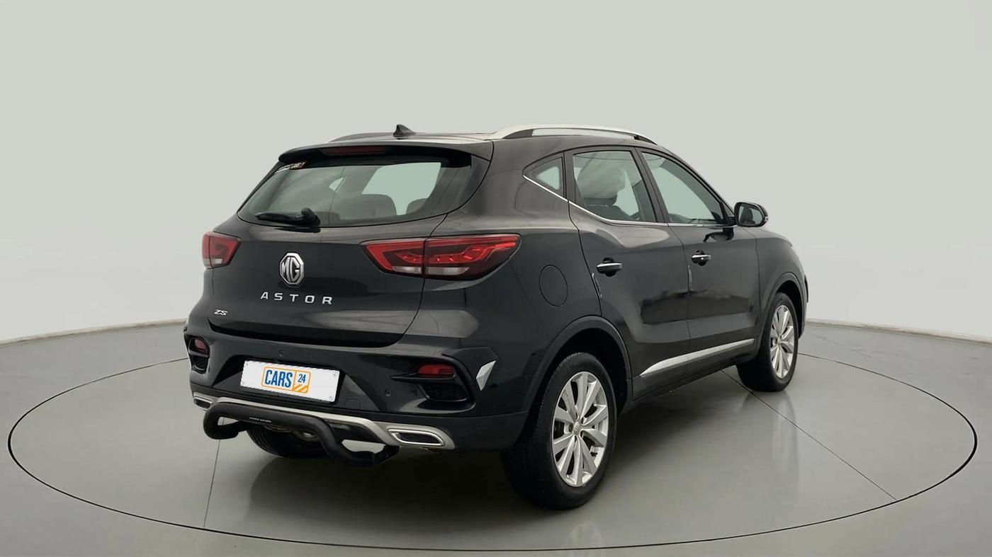 2022 MG ASTOR SMART 1.5 MT, Petrol, Manual, 75,699 km, Right Back Diagonal