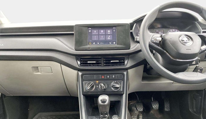 2021 Skoda KUSHAQ ACTIVE 1.0L TSI MT, Petrol, Manual, 66,298 km, Air Conditioner