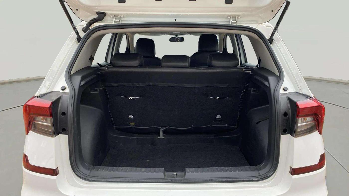 2021 Skoda KUSHAQ ACTIVE 1.0L TSI MT, Petrol, Manual, 66,640 km, Boot Open Zoomed View