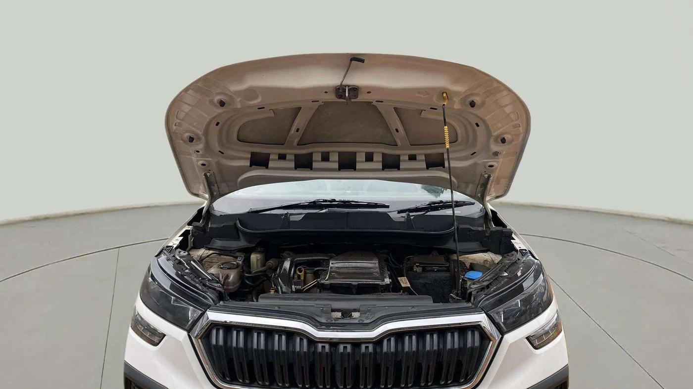 2021 Skoda KUSHAQ ACTIVE 1.0L TSI MT, Petrol, Manual, 66,640 km, Open Bonet