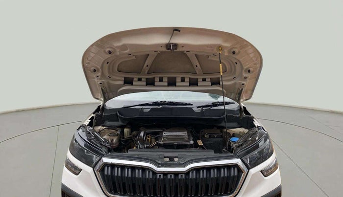 2021 Skoda KUSHAQ ACTIVE 1.0L TSI MT, Petrol, Manual, 66,298 km, Open Bonet