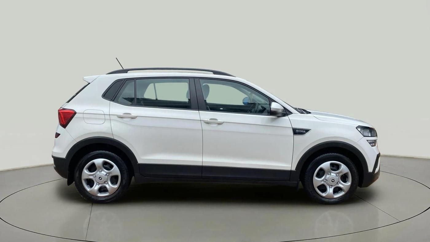 2021 Skoda KUSHAQ ACTIVE 1.0L TSI MT, Petrol, Manual, 66,640 km, Right Side View