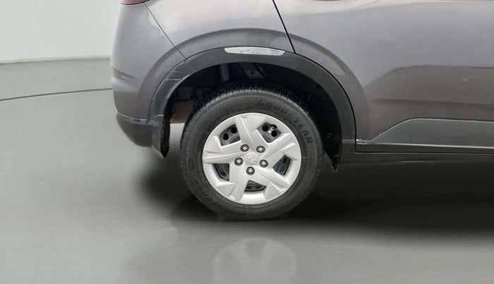 2021 Hyundai VENUE S 1.2, Petrol, Manual, 32,906 km, Right Rear Wheel