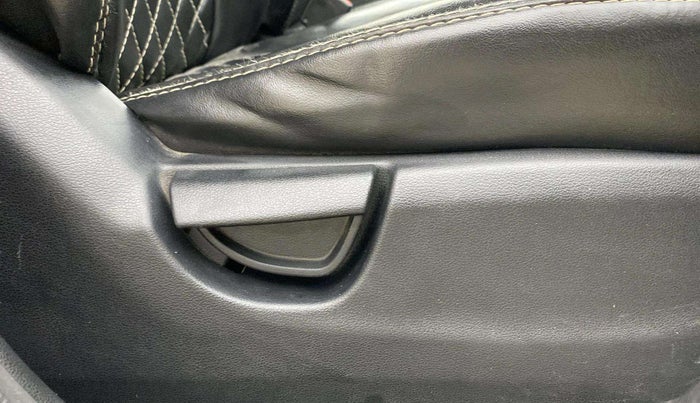 2019 Hyundai NEW SANTRO ASTA MT, Petrol, Manual, 87,160 km, Driver Side Adjustment Panel