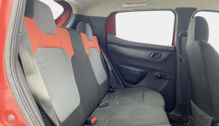 2015 Renault Kwid RXT 0.8, Petrol, Manual, 96,167 km, Right Side Rear Door Cabin