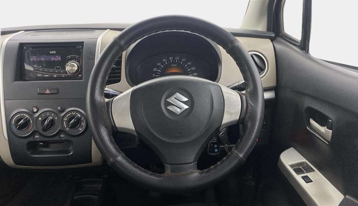 2015 Maruti Wagon R 1.0 LXI CNG, CNG, Manual, 94,146 km, Steering Wheel Close Up