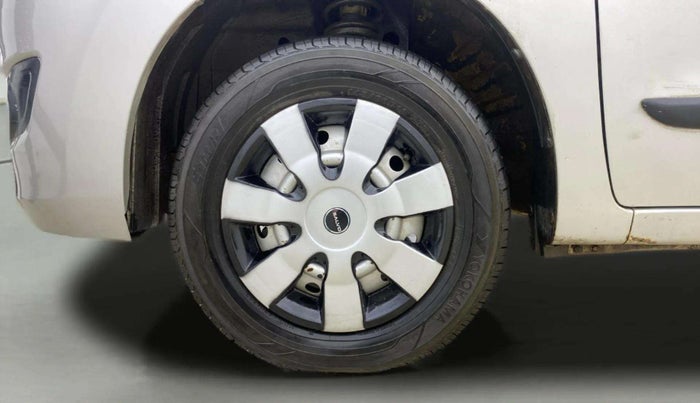 2015 Maruti Wagon R 1.0 LXI CNG, CNG, Manual, 94,146 km, Left Front Wheel
