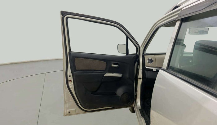 2015 Maruti Wagon R 1.0 LXI CNG, CNG, Manual, 94,146 km, LHS Front Door