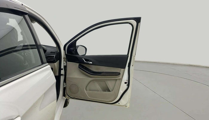 2022 Tata TIGOR XZ PLUS CNG, CNG, Manual, 51,346 km, RHS Front Door