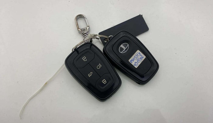 2022 Tata TIGOR XZ PLUS CNG, CNG, Manual, 51,346 km, Key Close Up