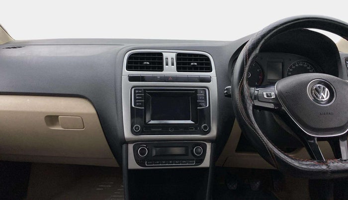 2016 Volkswagen Ameo HIGHLINE1.2L, Petrol, Manual, 72,105 km, Air Conditioner