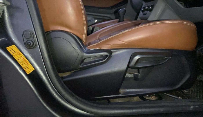 2022 Tata Tiago XT PETROL, Petrol, Manual, 47,386 km, Driver Side Adjustment Panel