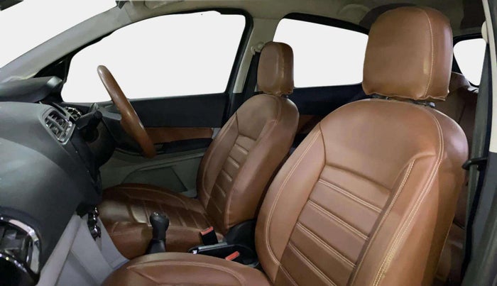 2022 Tata Tiago XT PETROL, Petrol, Manual, 47,386 km, Right Side Front Door Cabin
