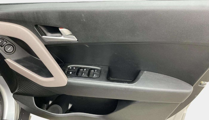 2019 Hyundai Creta SX 1.6 PETROL, Petrol, Manual, 45,107 km, Driver Side Door Panels Control
