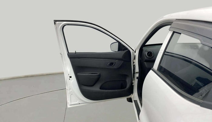 2024 Renault Kwid RXL(O) 1.0L AMT, Petrol, Automatic, 8,676 km, LHS Front Door
