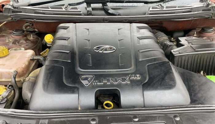 2015 Mahindra XUV500 W8, Diesel, Manual, 77,513 km, Engine View