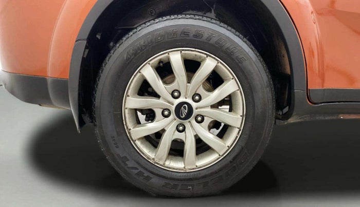 2015 Mahindra XUV500 W8, Diesel, Manual, 77,513 km, Right Rear Wheel