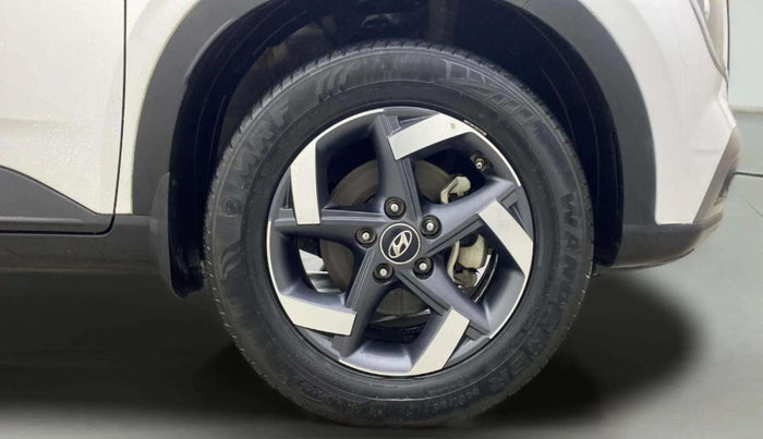 2021 Hyundai VENUE SX 1.5 (O) EXECUTIVE CRDI, Diesel, Manual, 37,794 km, Right Front Wheel