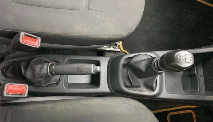 2016 Renault Kwid RXL, Petrol, Manual, 24,984 km, Gear Lever