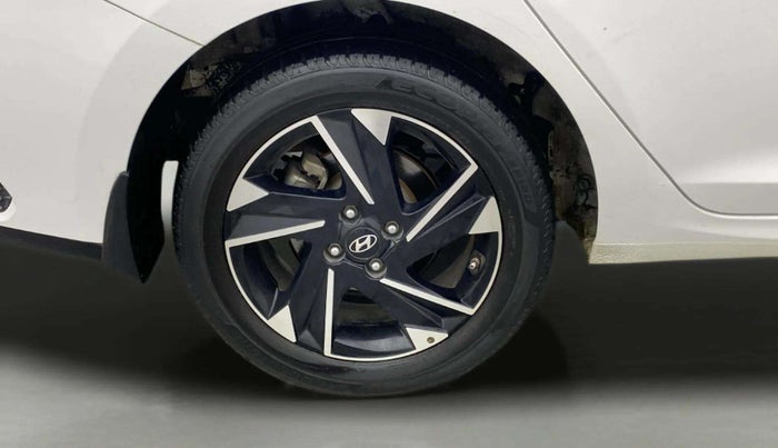 2022 Hyundai Verna SX (O) 1.0 TURBO DCT, Petrol, Automatic, 58,231 km, Right Rear Wheel