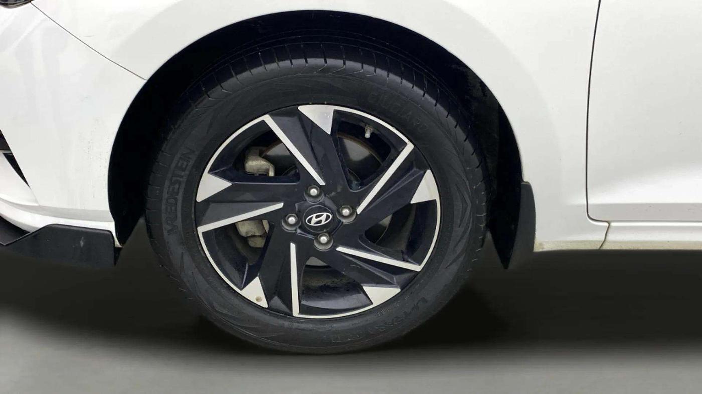 2022 Hyundai Verna SX (O) 1.0 TURBO DCT, Petrol, Automatic, 58,231 km, Left Front Wheel