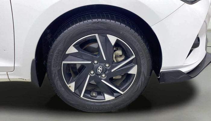 2022 Hyundai Verna SX (O) 1.0 TURBO DCT, Petrol, Automatic, 58,231 km, Right Front Wheel