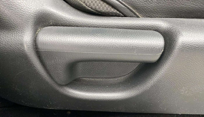 2016 Honda Jazz 1.2L I-VTEC VX, Petrol, Manual, 1,04,481 km, Driver Side Adjustment Panel