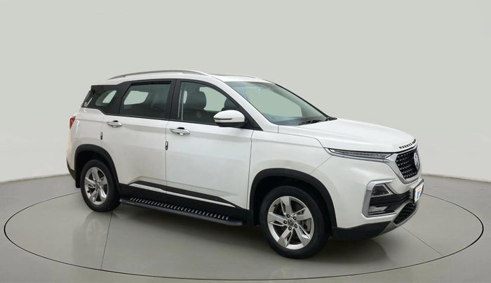 2022 MG HECTOR SHINE 1.5 PETROL TURBO MT, Petrol, Manual, 52,701 km, Right Front Diagonal