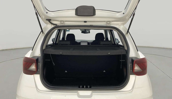 2022 Hyundai VENUE SX PLUS 1.0 TURBO DCT, Petrol, Automatic, 43,142 km, Boot Open Zoomed View