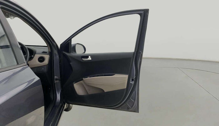 2017 Hyundai Xcent S 1.2, Petrol, Manual, 12,162 km, RHS Front Door