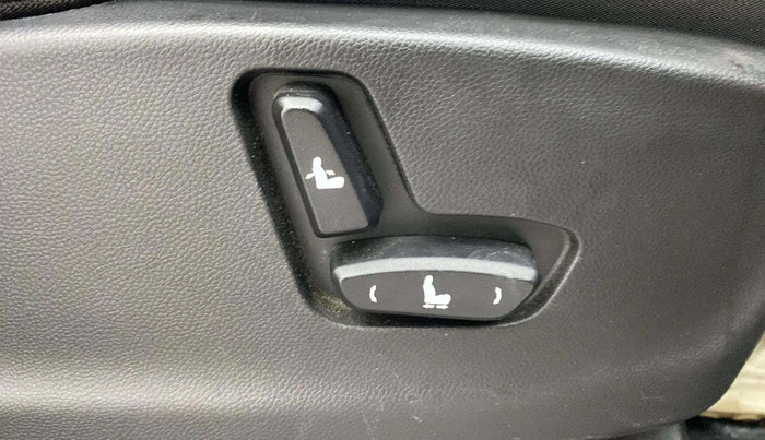 2021 MG HECTOR SHARP 1.5 PETROL CVT, Petrol, Automatic, 58,703 km, Driver Side Adjustment Panel