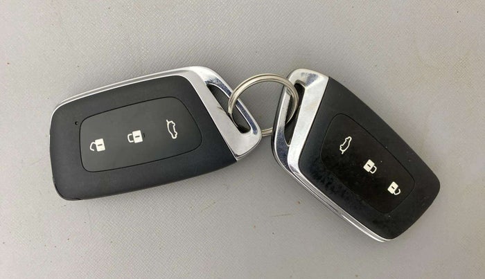 2021 MG HECTOR SHARP 1.5 PETROL CVT, Petrol, Automatic, 58,703 km, Key Close Up