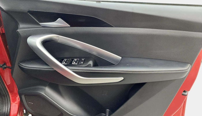 2021 MG HECTOR SHARP 1.5 PETROL CVT, Petrol, Automatic, 58,703 km, Driver Side Door Panels Control