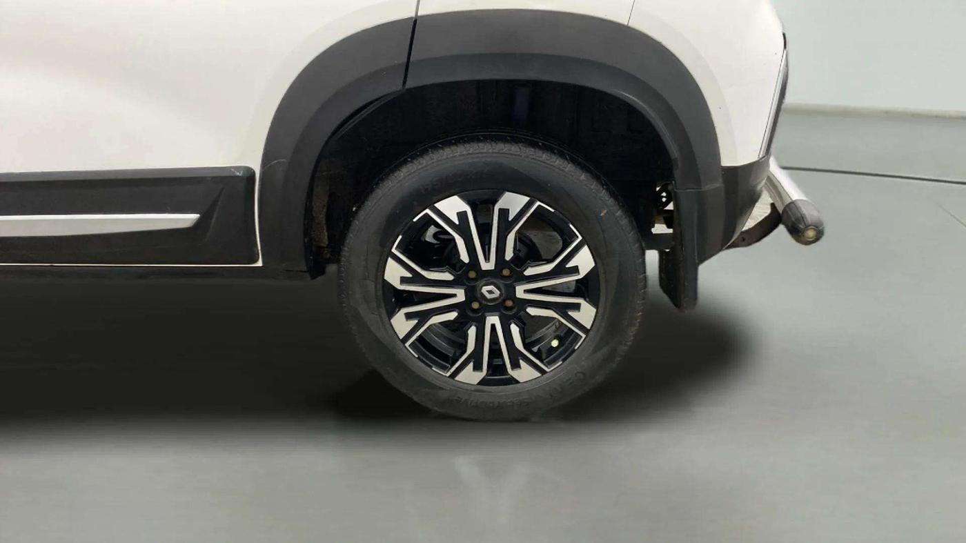 2021 Renault Kiger RXT (O) MT, Petrol, Manual, 60,718 km, Left Rear Wheel
