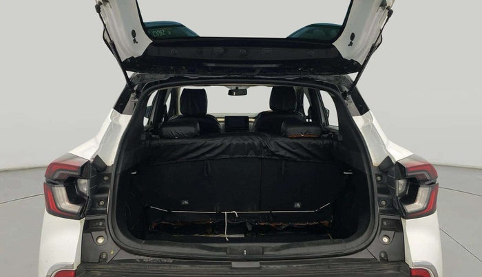 2021 Renault Kiger RXT (O) MT, Petrol, Manual, 60,718 km, Boot Open Zoomed View