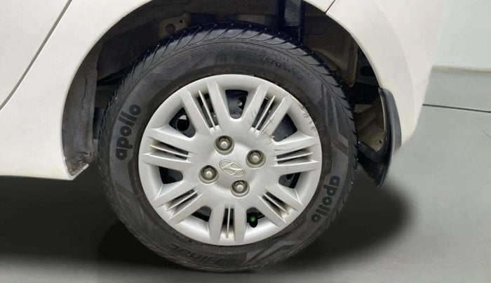 2018 Hyundai Eon ERA +, Petrol, Manual, 49,013 km, Left Rear Wheel