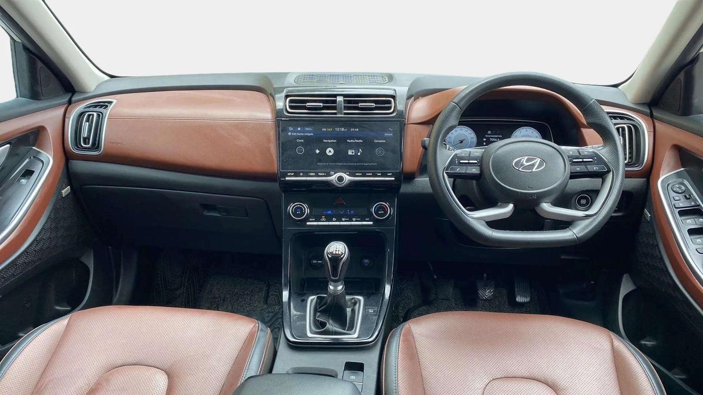 2021 Hyundai ALCAZAR PLATINUM 2.0 MT 7STR, Petrol, Manual, 47,420 km, Dashboard