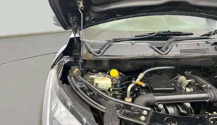 2023 Nissan MAGNITE XV MT, Petrol, Manual, 34,503 km, Engine View - Right